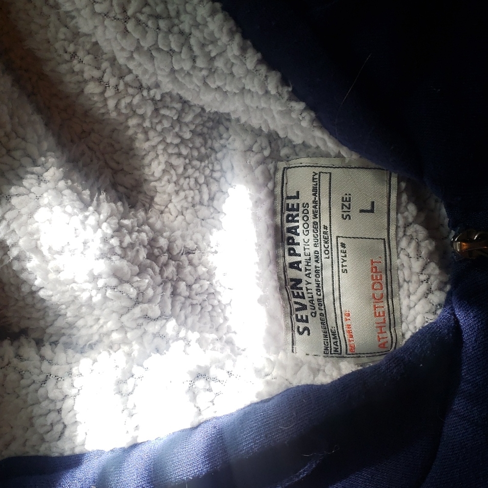 Zip up jacket - Picture 2 of 2